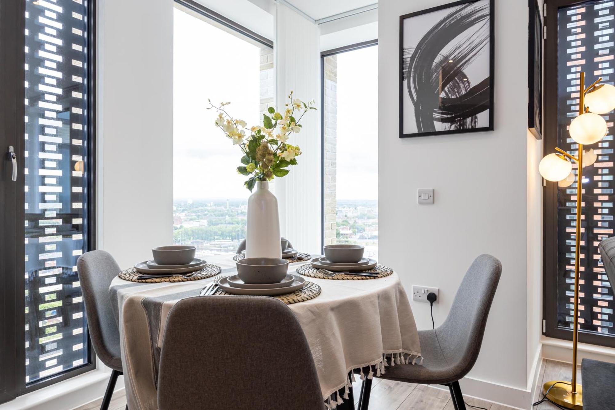 Royal Ebony By Asquare Lettings Apartment Manchester Exterior foto